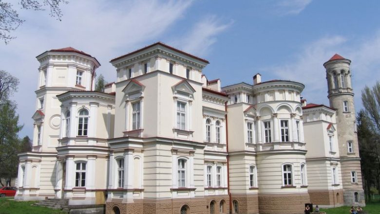 Sukces i awans Państwowej Wyższej Szkoły Wschodnioeuropejskiej w Przemyślu w corocznym rankingu uczelni Perespektyw.